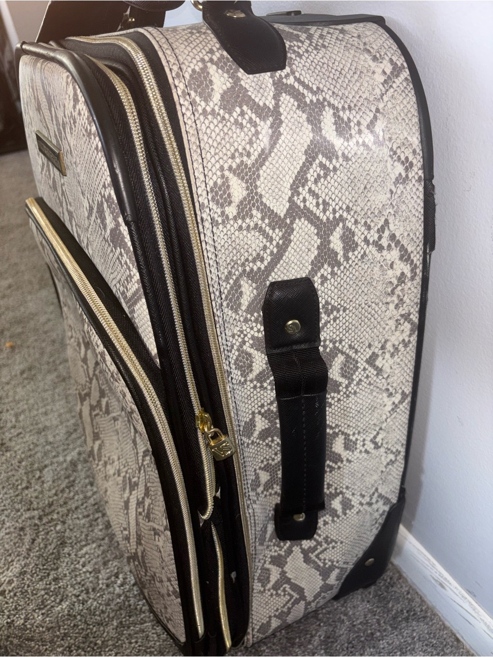 Victoria Secret Python Wheelie Carryon Suitcase - Picture 6 of 14